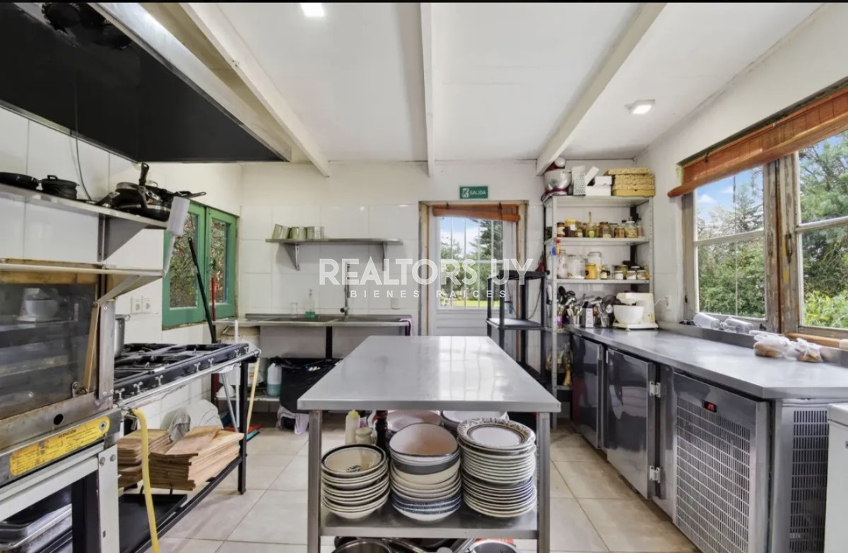 Chacra ID.1317 - Chacra + café funcionando + cabañas próximo a San Carlos