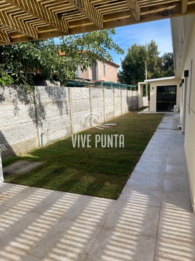 Casa ID.643 - VENTA  en Lausana 2 casas PH a estrenar de 3 dormitorios. 
