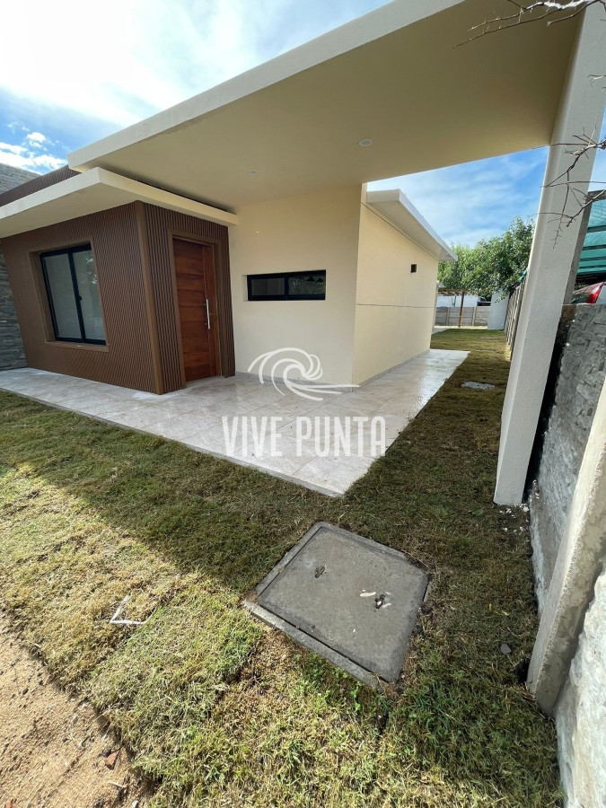 Casa ID.643 - VENTA  en Lausana 2 casas PH a estrenar de 3 dormitorios. 