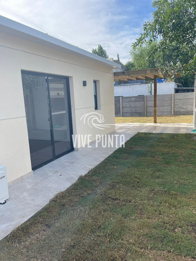 Casa ID.643 - VENTA  en Lausana 2 casas PH a estrenar de 3 dormitorios. 