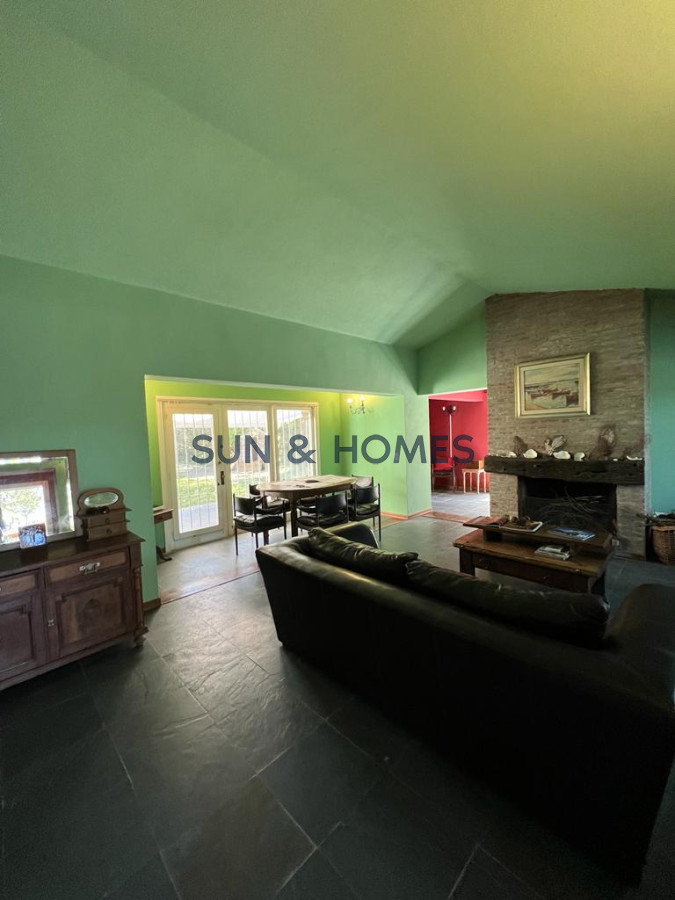 Casa ID.209 - VENTA SOLIDA CASA EN CANTEGRIL 3 DORMITORIOS + DEPENDENCIA