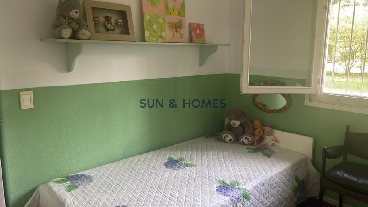 Casa ID.209 - VENTA SOLIDA CASA EN CANTEGRIL 3 DORMITORIOS + DEPENDENCIA