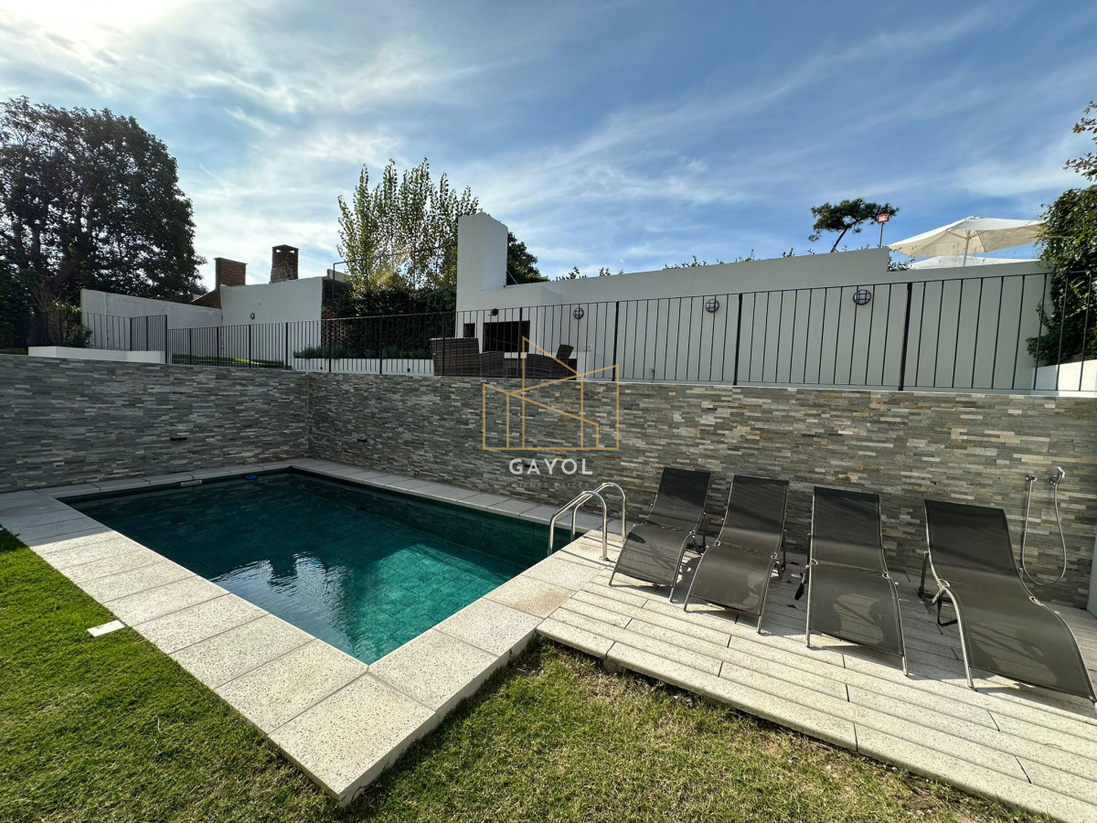 Apartamento ID.636 - Venta Apartamento De 2 Dormitorios En Playa Mansa