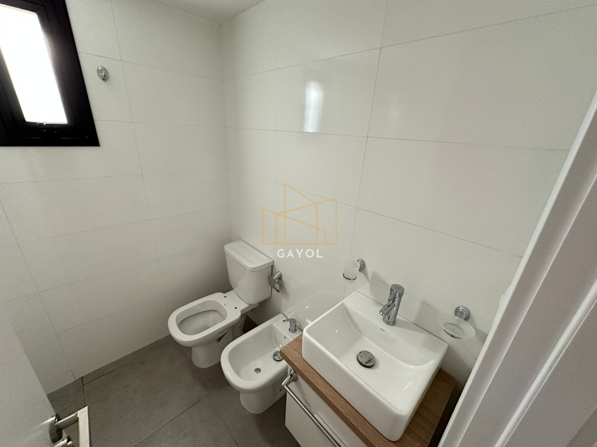Apartamento ID.636 - Venta Apartamento De 2 Dormitorios En Playa Mansa