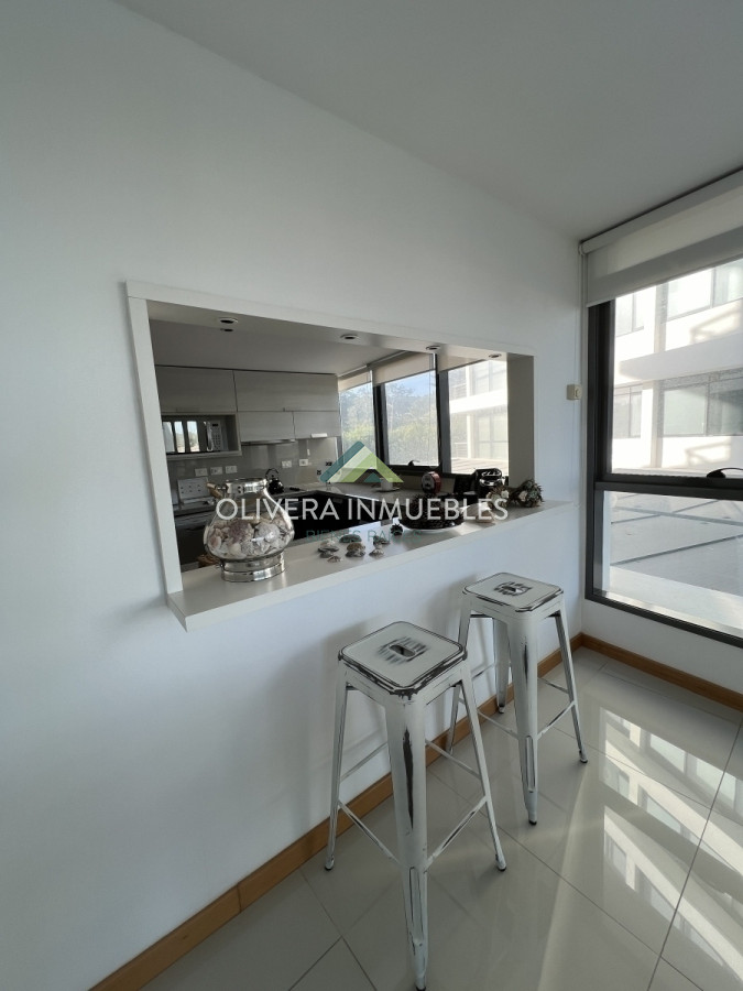Apartamento ID.12856 - Venta hermoso departamento 3 suites en primera linea Playa Brava torre de categoría
