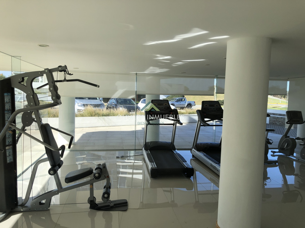 Apartamento ID.12856 - Venta hermoso departamento 3 suites en primera linea Playa Brava torre de categoría