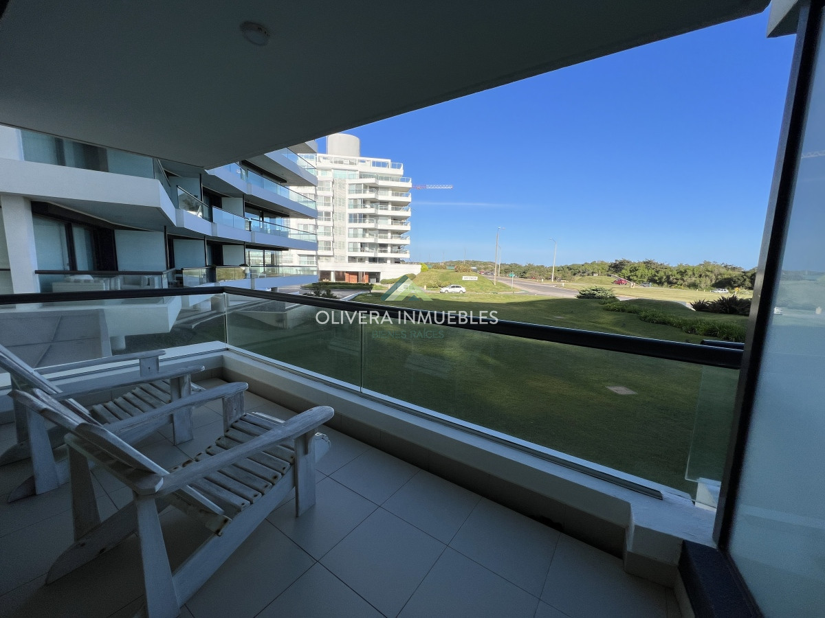 Apartamento ID.12856 - Venta hermoso departamento 3 suites en primera linea Playa Brava torre de categoría