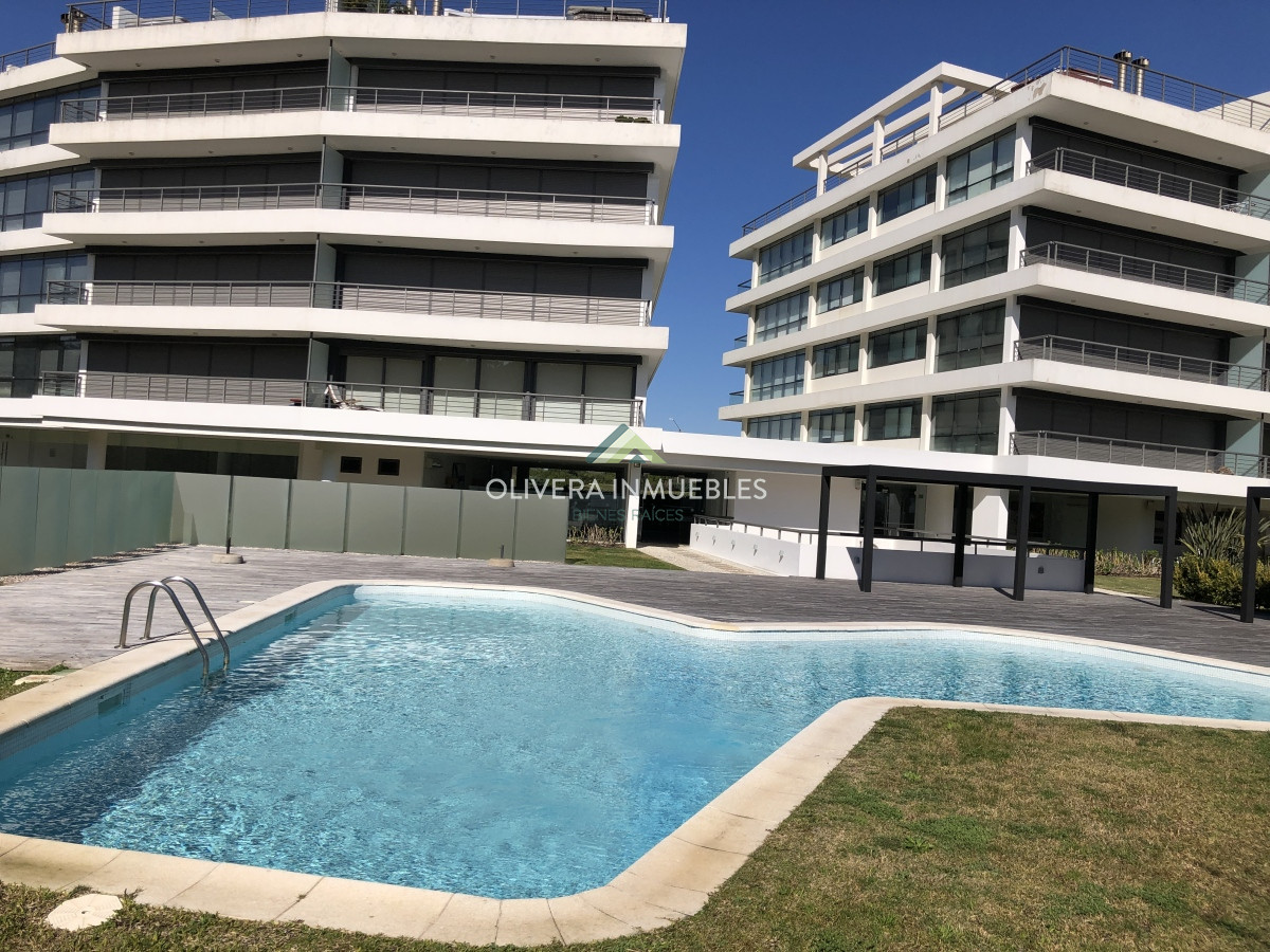 Apartamento ID.12856 - Venta hermoso departamento 3 suites en primera linea Playa Brava torre de categoría