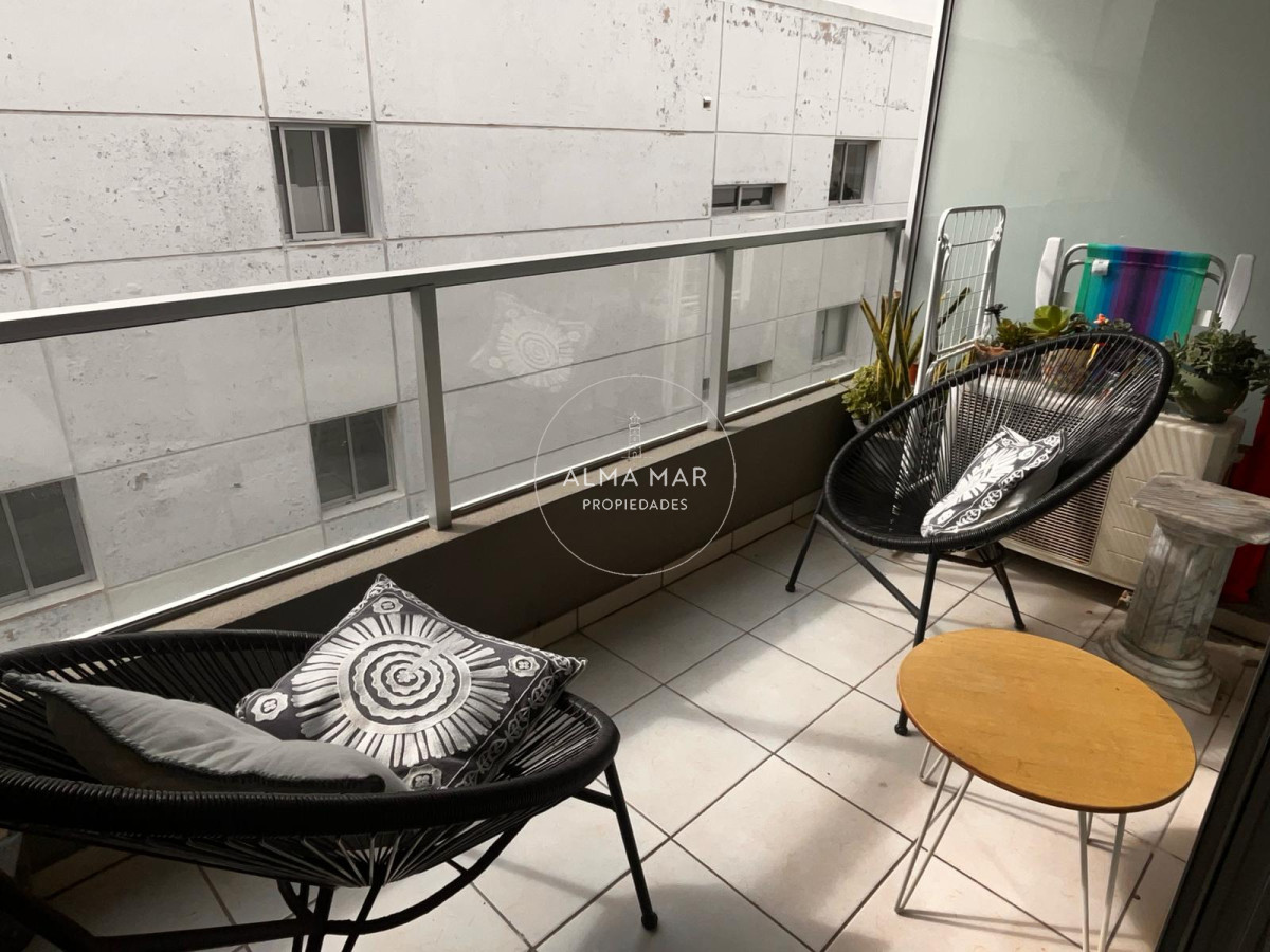 Apartamento ID.1059 - Venta y alquiler anual de apartamento monoambiente sectorizado en península con todos los servicios 