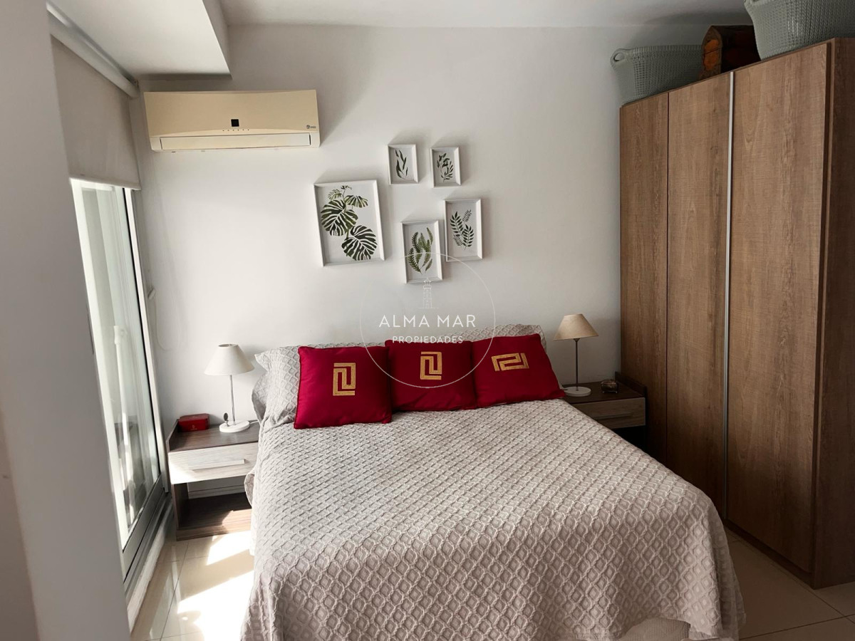 Apartamento ID.1059 - Venta y alquiler anual de apartamento monoambiente sectorizado en península con todos los servicios 