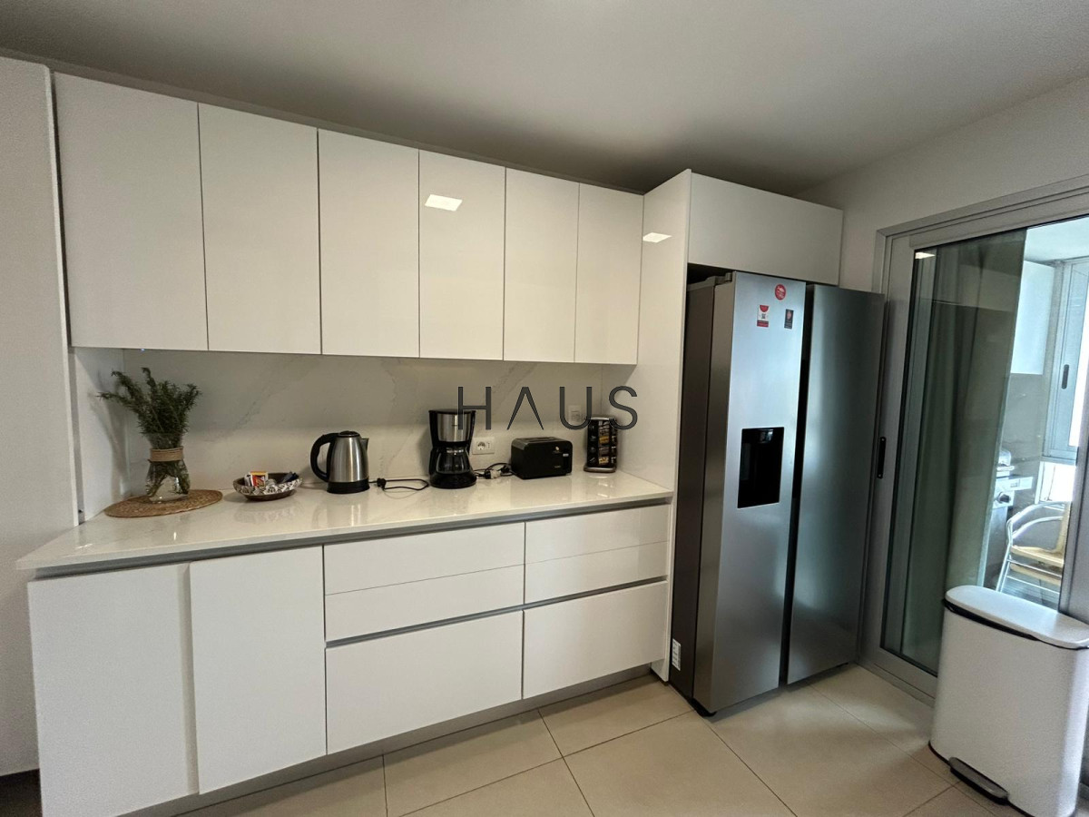 Apartamento ID.49 - Alquiler temporal de 3 dormitorios en  Playa Mansa 