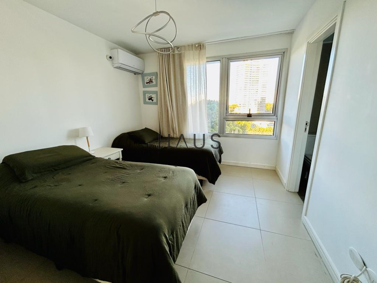 Apartamento ID.49 - Alquiler temporal de 3 dormitorios en  Playa Mansa 