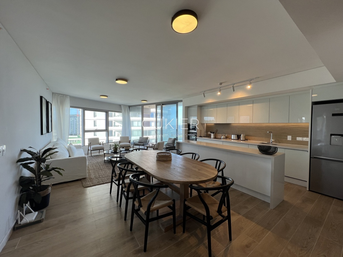 Apartamento ID.1601 - Alquiler anual apartamento 2 dormitorios primera linea Playa Brava en Trump Tower