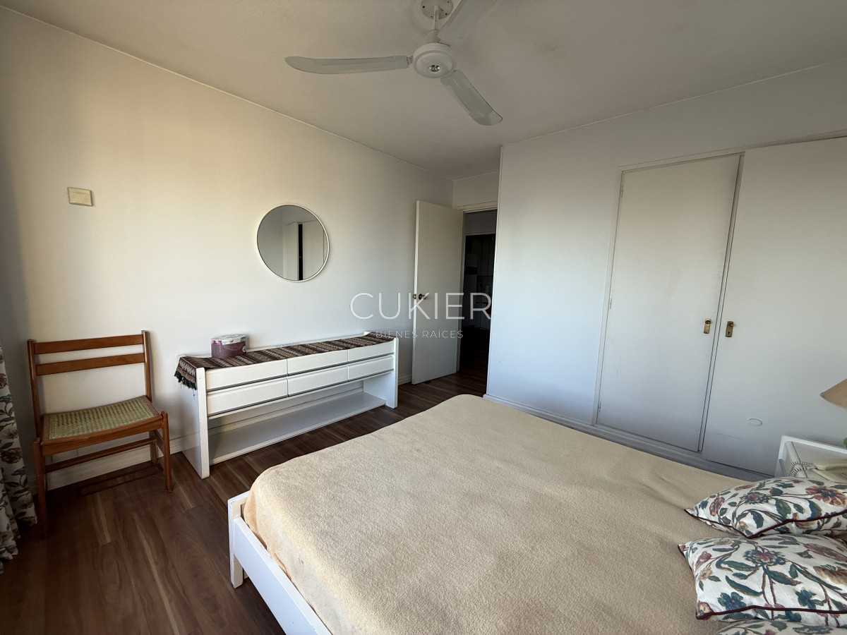 Apartamento ID.529 - Venta departamento 1 y medio dormitorios en Peninsula Punta del Este