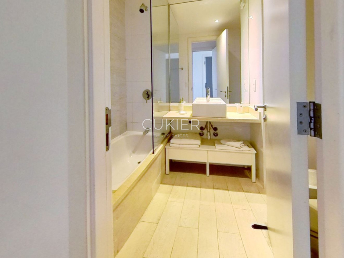 Apartamento ID.2862 - Venta apartamento 2 dormitorios con parrillero propio en Mansa Punta del Este