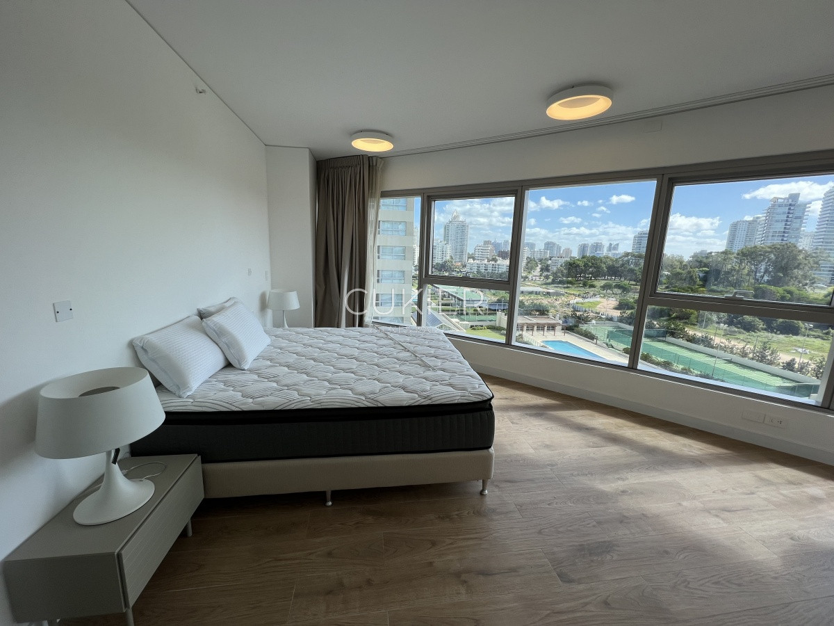 Apartamento ID.1617 - Alquiler anual apartamento 2 dormitorios en primera linea Playa Brava Punta del Este