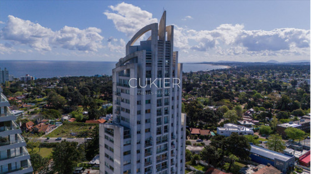 Apartamento ID.4622 - Vendo Apartamento 2 Dormitorios Punta Del Este Roosevelt