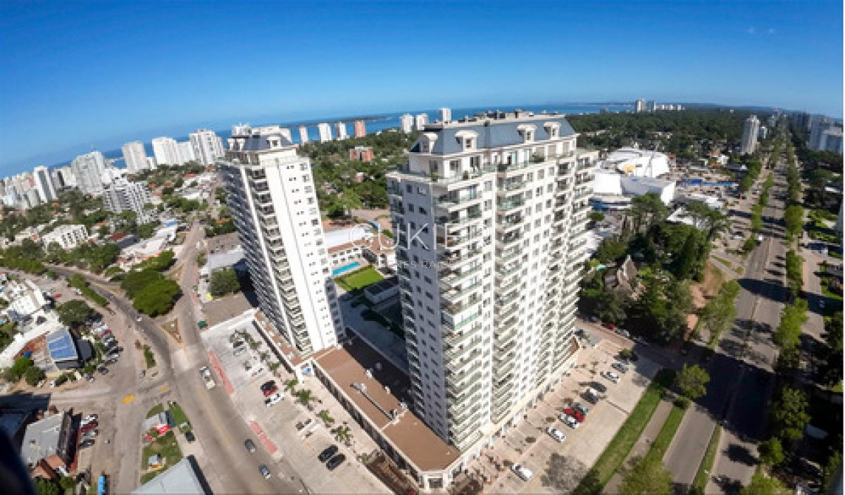 Apartamento ID.4638 - Venta Departamento 3 Dormitorios Aidy Grill Punta Del Este