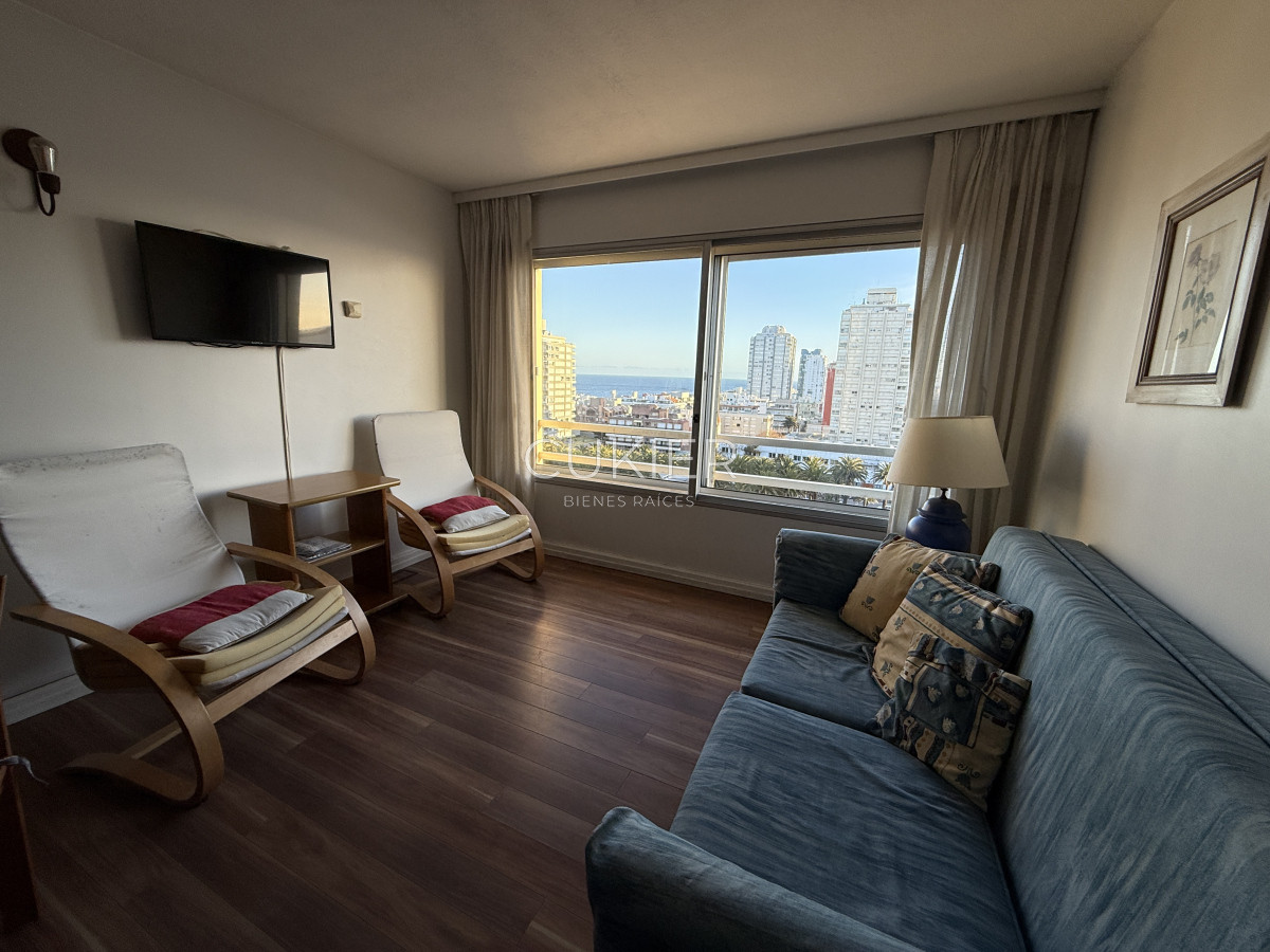 Apartamento ID.529 - Venta departamento 1 y medio dormitorios en Peninsula Punta del Este