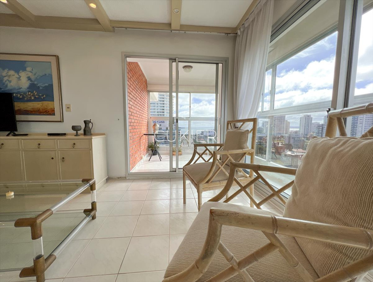 Apartamento ID.2385 - Venta apartamento 2 dormitorios en Aidy Grill Punta del Este