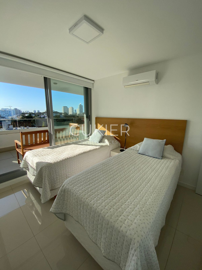 Apartamento ID.1433 - Alquiler invernal apartamento 3 dormitorios en Aidy grill edificio con servicios 