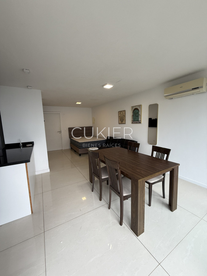 Apartamento ID.4548 - Alquiler anual e invernal apartamento monoambiente con parrillero frente al mar en playa mansa 