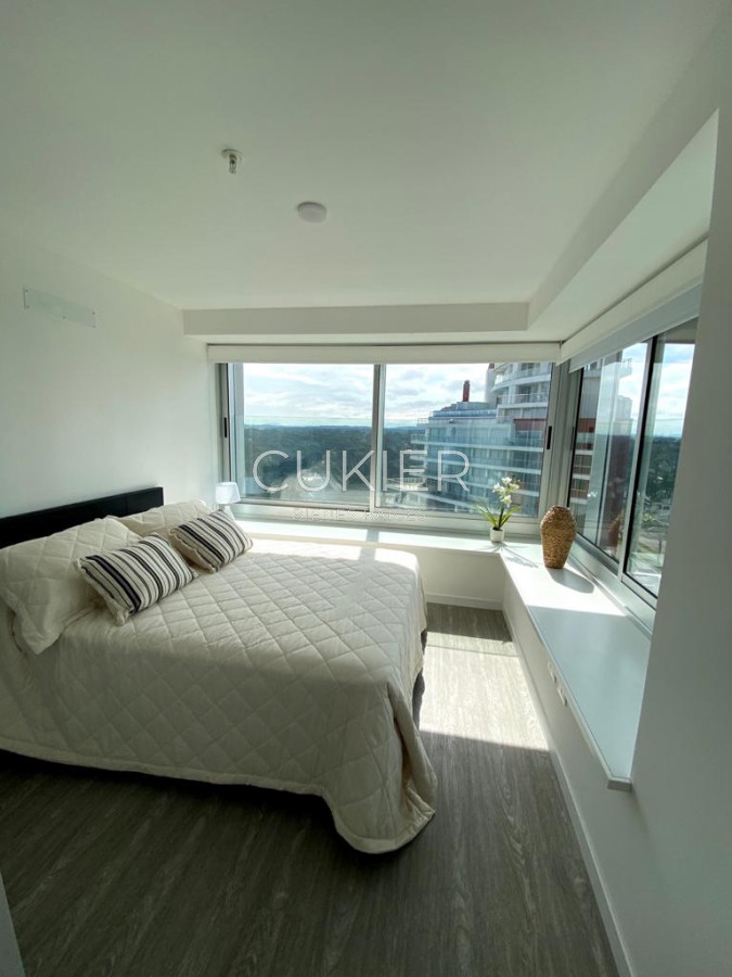 Apartamento ID.1234 - Venta apartamento 1 dormitorio en edificio con servicios Punta del Este