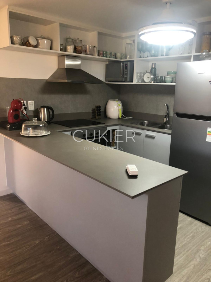 Apartamento ID.4565 - Venta de apartamento 2 dormitorios con terraza propia en edificio con servicios Roosevelt