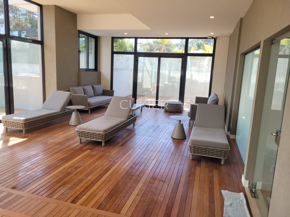 Apartamento ID.2552 - Venta apartamento 1 Dormitorio en edificio moderno con servicios en View I 