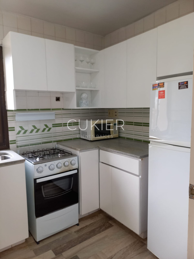 Apartamento ID.2156 - Alquiler anual e invernal de apartamento 3 dormitorios en primera linea Brava 