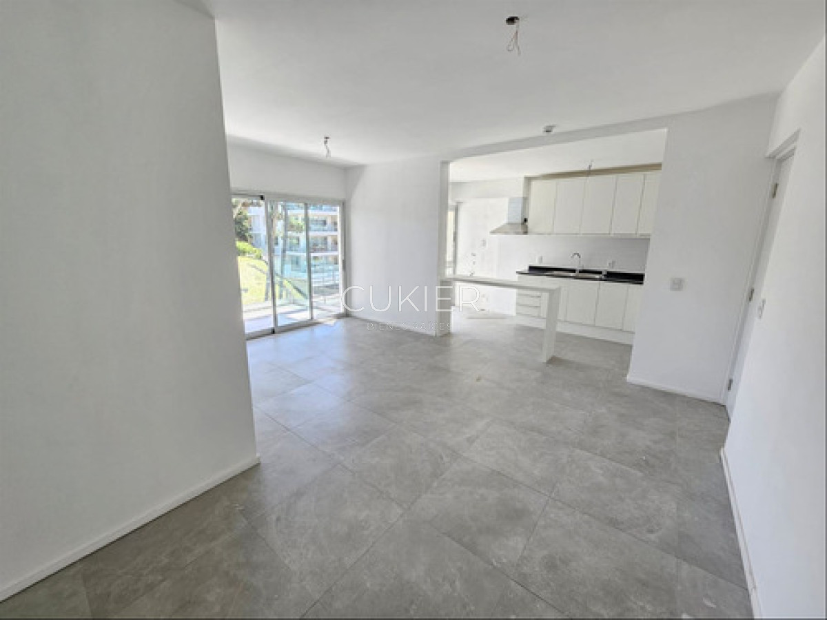 Apartamento ID.4621 - Apartamento En Venta De 2 Dormitorios Playa Mansa