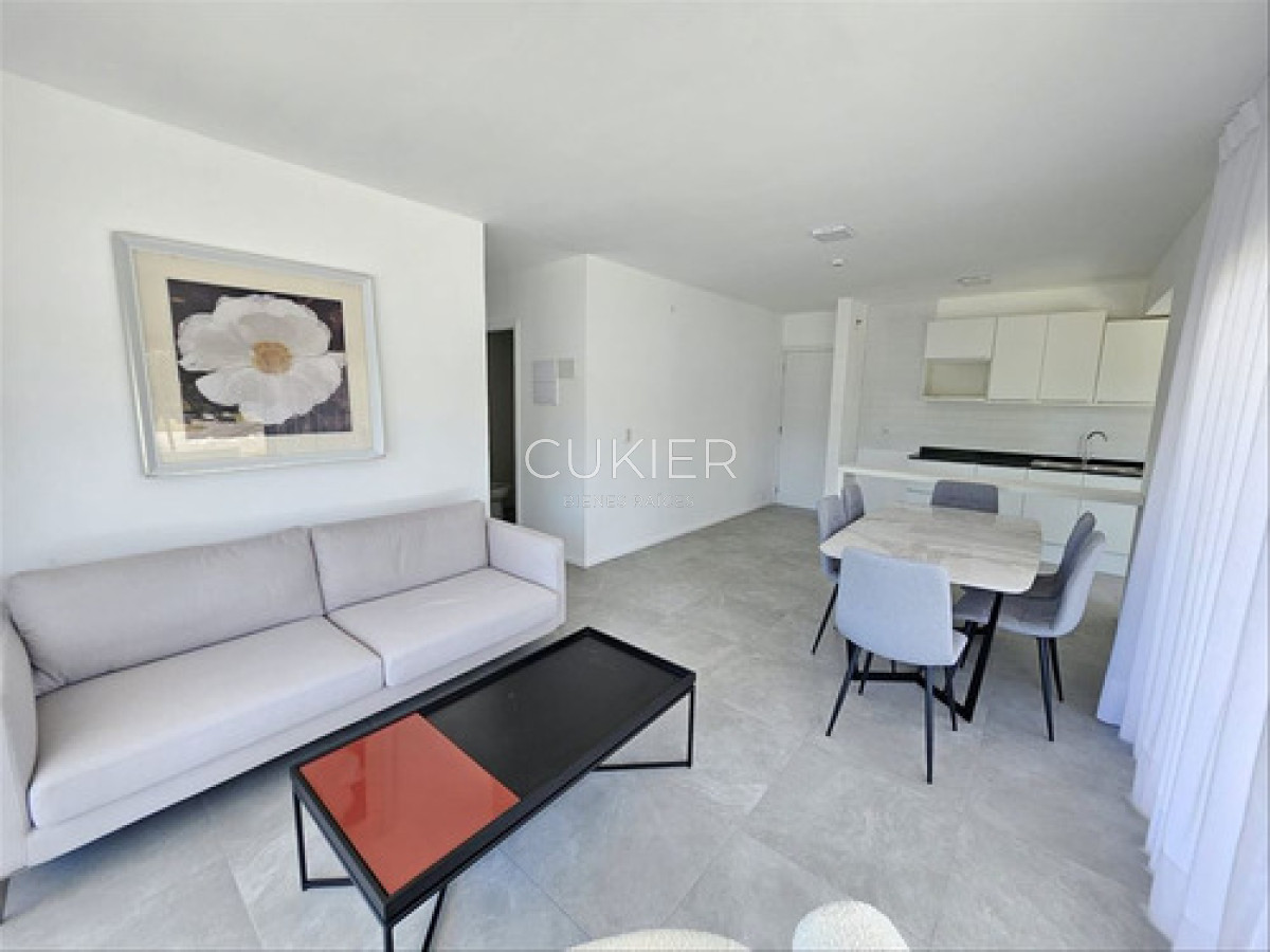 Apartamento ID.4617 - Apartamento En Venta De 2 Dormitorios Playa Mansa