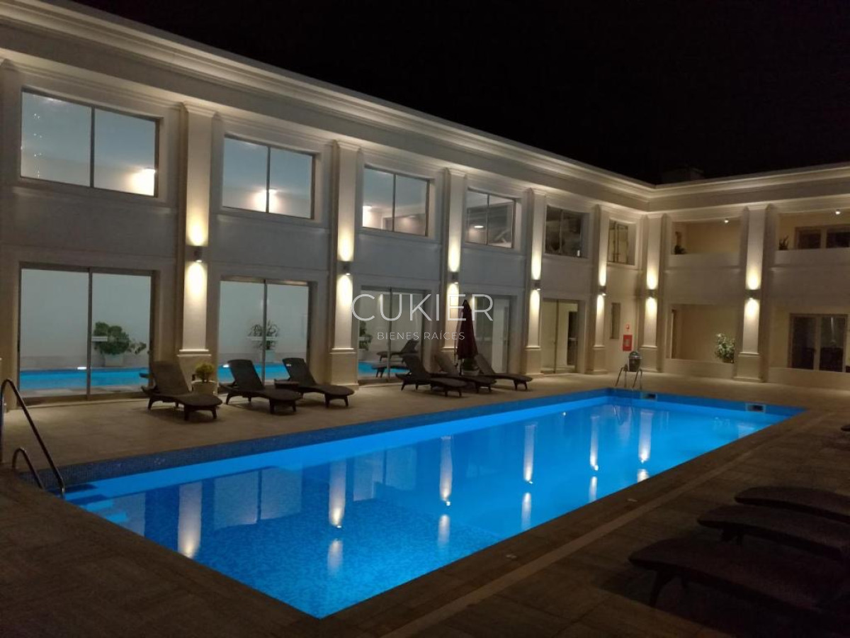Apartamento ID.1669 - Alquiler anual apartamento 2 dormitorios en edificio full servicios en Punta del este 