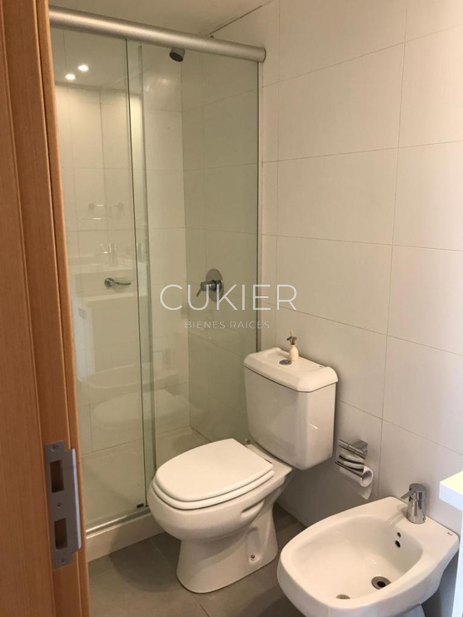 Apartamento ID.583 - Venta y alquiler anual de apartamento de 2 dormitorios en Roosevelt Punta del Este