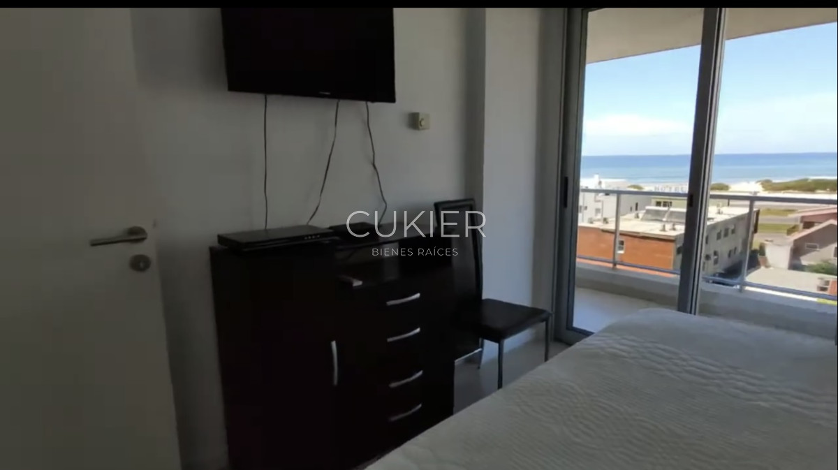 Apartamento ID.2664 - Alquiler anual y temporada de apartamento 2 dormitorios a pasos de Playa brava en Punta del este