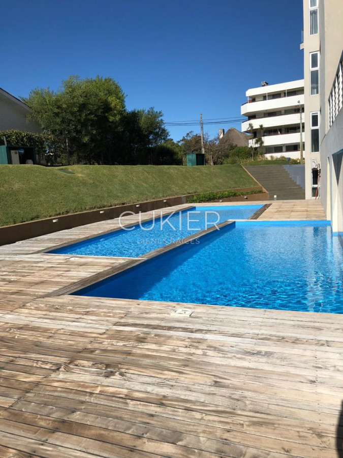 Apartamento ID.1357 - Alquiler anual de apartamento 1 dormitorio frente al mar en playa mansa