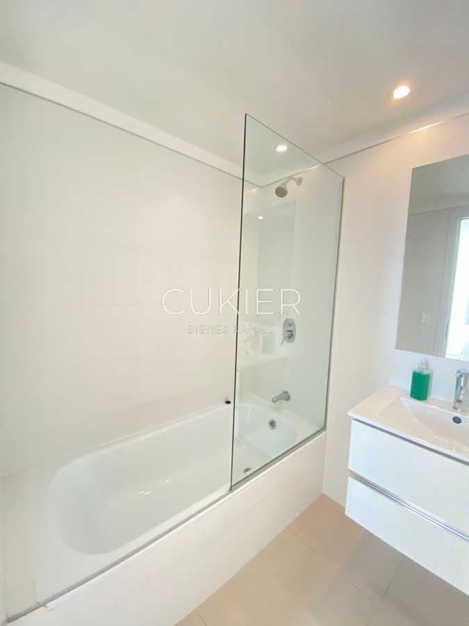 Apartamento ID.1433 - Alquiler invernal apartamento 3 dormitorios en Aidy grill edificio con servicios 