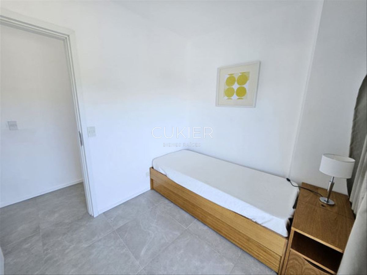 Apartamento ID.4617 - Apartamento En Venta De 2 Dormitorios Playa Mansa