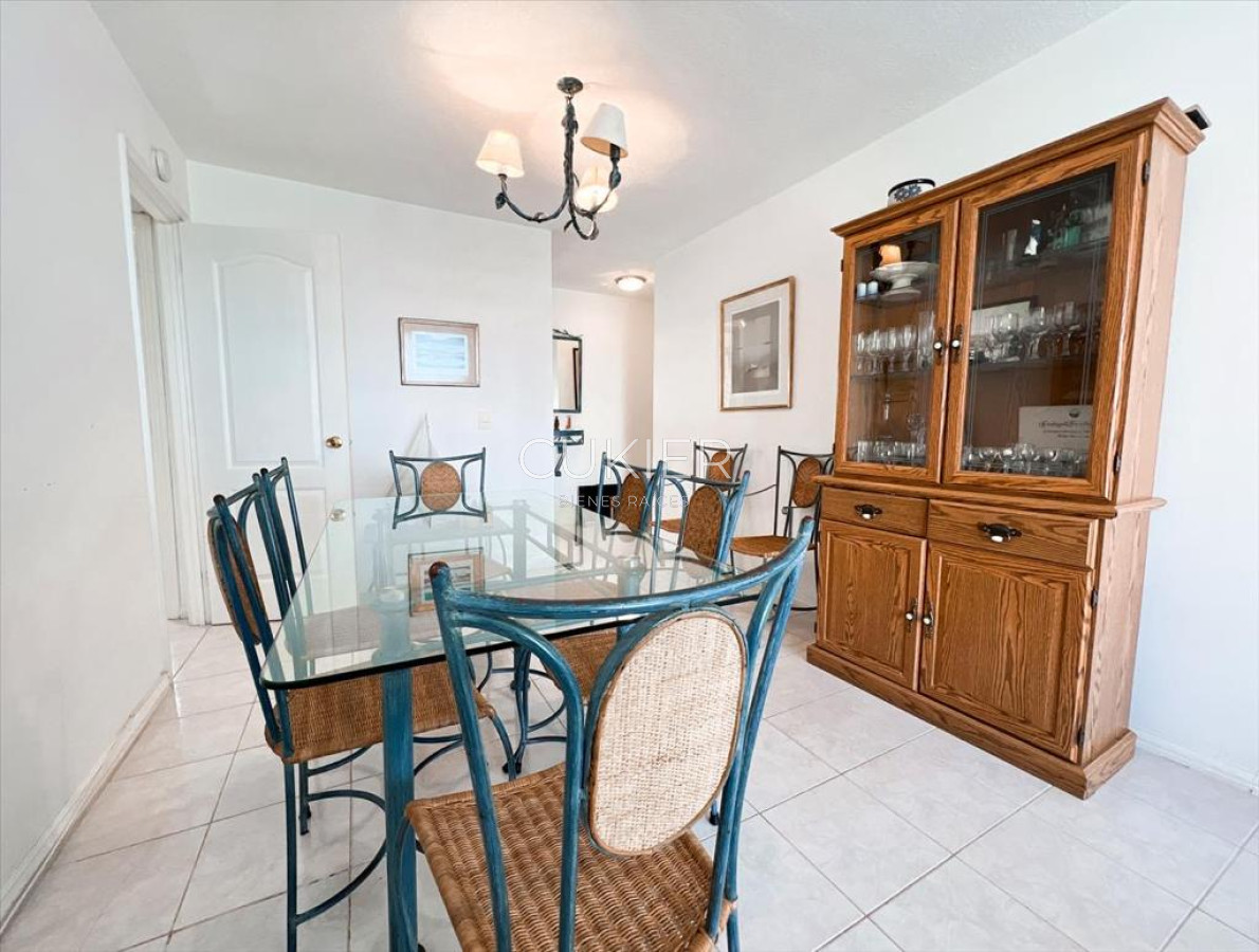 Apartamento ID.1913 - Venta de apartamento 2 dormitorios en Aidy Grill Punta del Este.