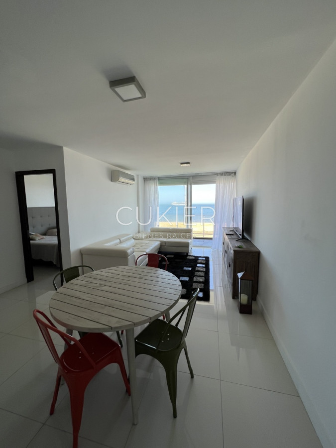 Apartamento ID.1541 - Alquiler anual y invernal de apartamento 2 dormitorios frente al mar en playa mansa