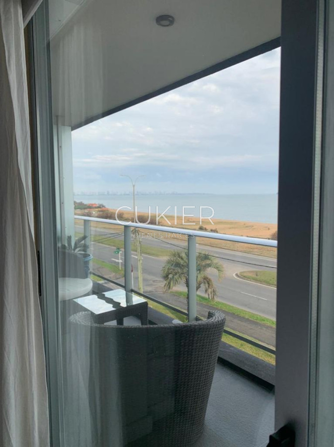 Apartamento ID.1357 - Alquiler anual de apartamento 1 dormitorio frente al mar en playa mansa