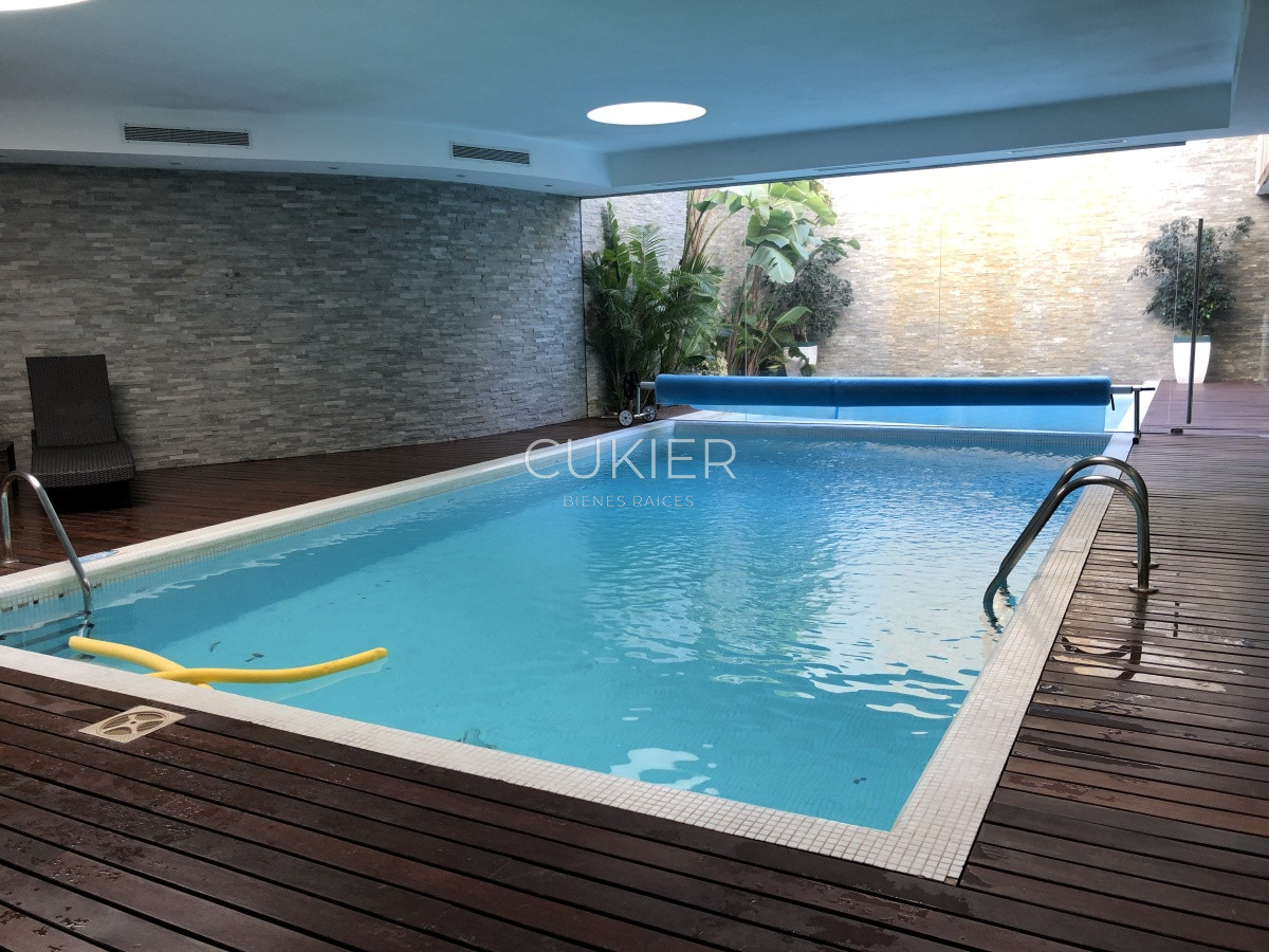 Apartamento ID.352 - Venta apartamento penthouse de 3 dormitorios en primera linea Playa Mansa Punta del Este