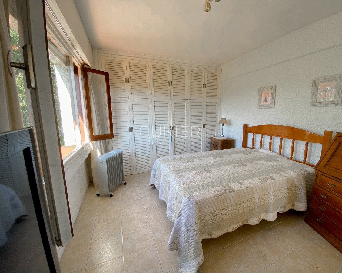 Apartamento ID.1221 - Venta apartamento 3 dormitorios en primera linea playa mansa Punta del Este