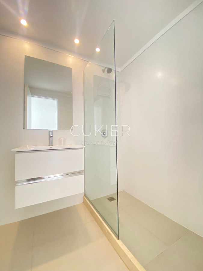 Apartamento ID.1433 - Alquiler invernal apartamento 3 dormitorios en Aidy grill edificio con servicios 