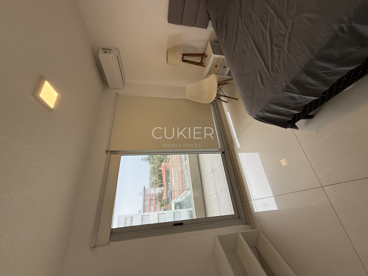 Apartamento ID.570 - Alquiler anual e invernal de apartamento 3 dormitorios con parrillero primera linea playa mansa 