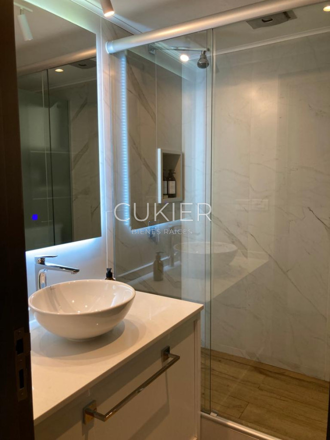 Apartamento ID.1305 - Alquiler temporada apartamento 3 dormitorios en primera linea frente al mar Playa Mansa Punta del Este