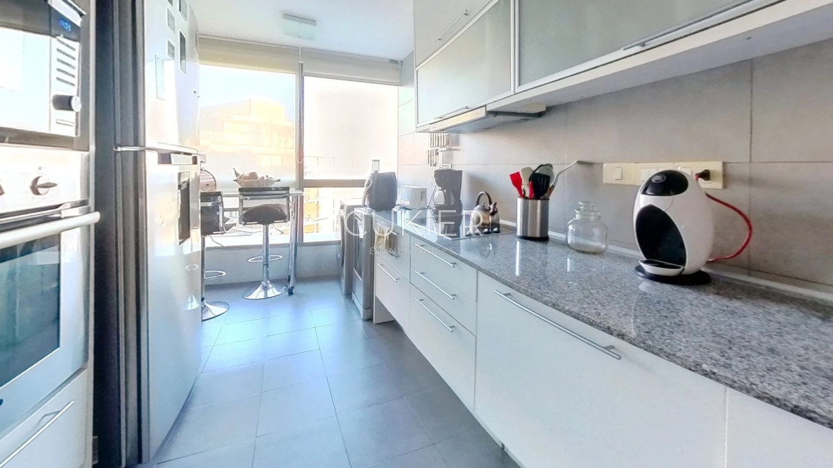 Apartamento ID.2611 - Venta de espectacular duplex penthouse en Terrazas de la Laguna primera linea Playa Mansa de 3 suites