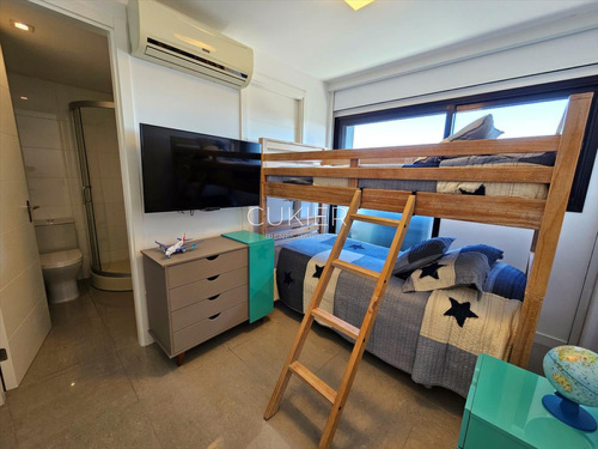 Apartamento ID.4608 - Venta, Penthouse 3 Dormitorios En Suite En Brava Lobos