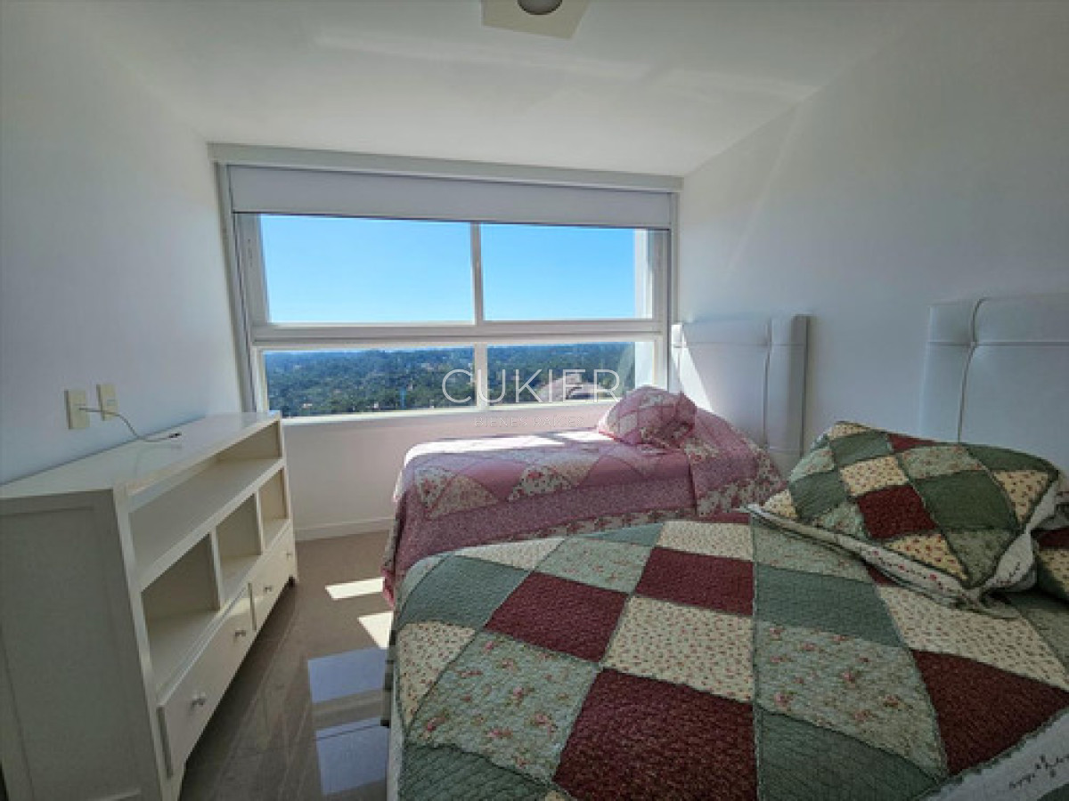 Apartamento ID.4608 - Venta, Penthouse 3 Dormitorios En Suite En Brava Lobos