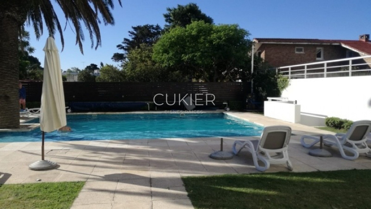 Apartamento ID.886 - Venta de apartamento 2 dormitorios en edificio con servicios 